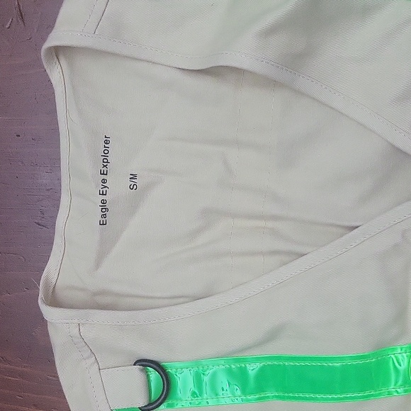 Explorer vest - Picture 3 of 3